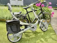 Set Fietsen in een van Giant Revive en Beixo met Cardan Aandrijving 