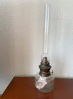 Antieke Olielamp met lont Antieke Olielamp met lont
